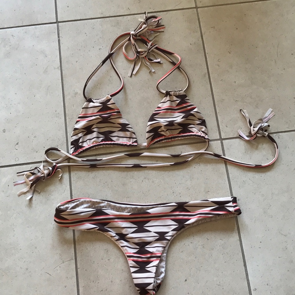 Acacia bikini